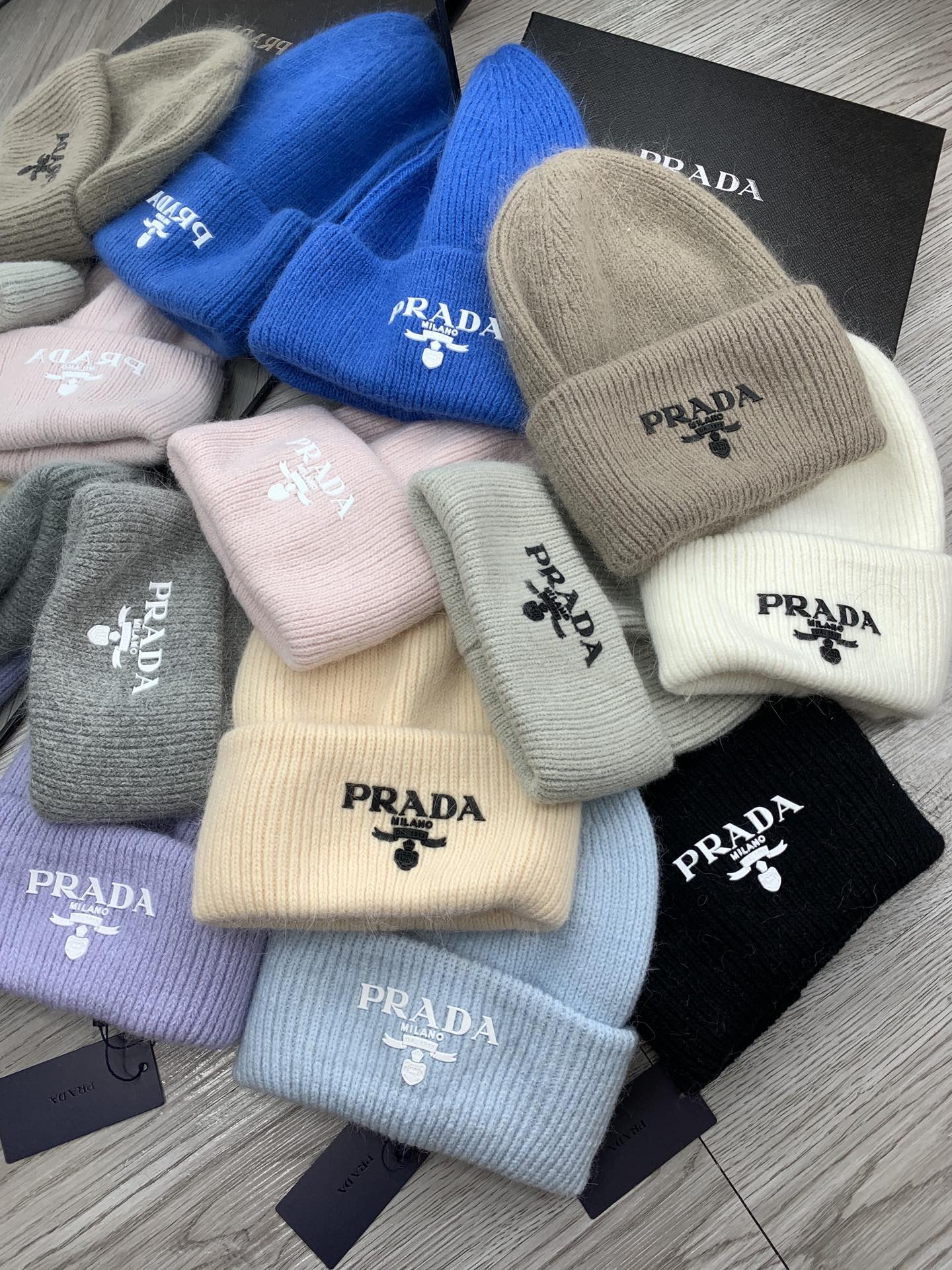 BEANIE HAT IN WHITE WOOL 108748