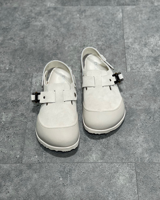 DIO Sandal