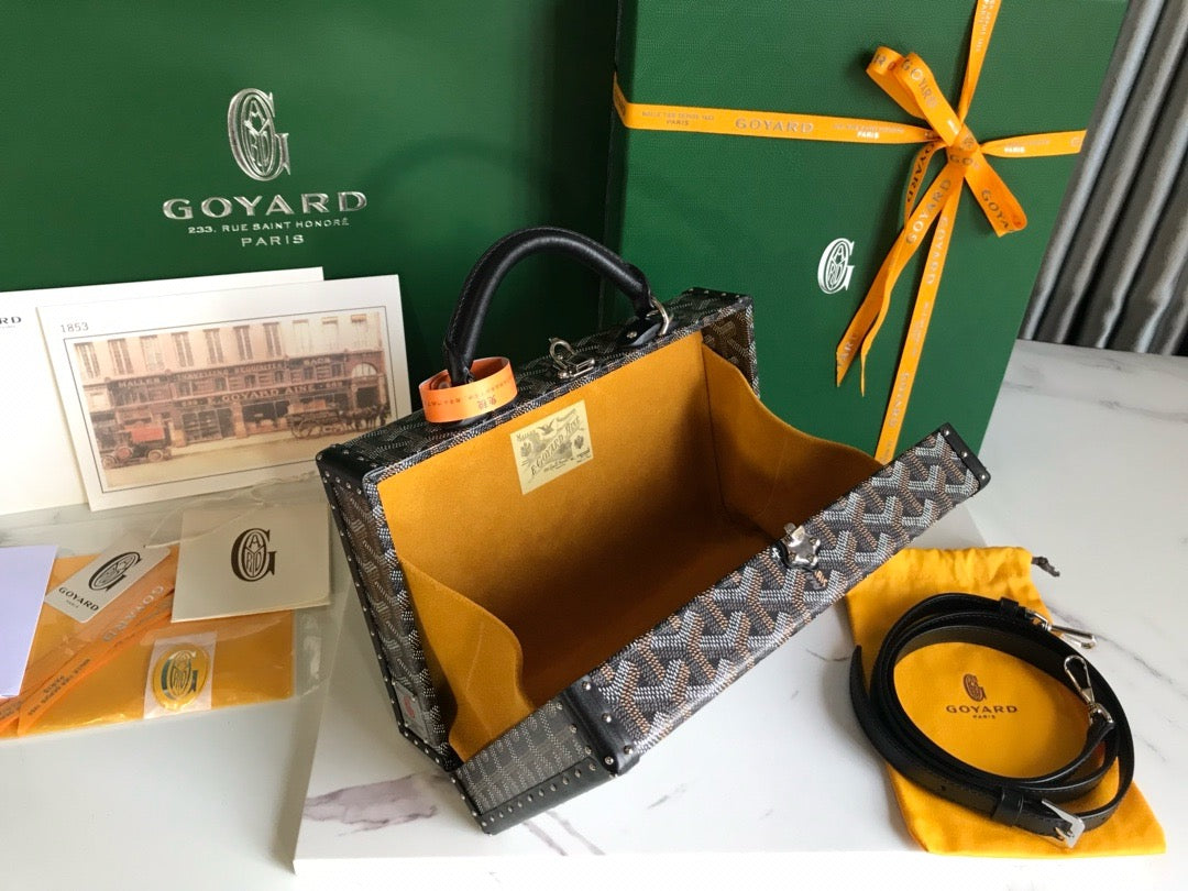 GOY Grand Hôtel 24.5x7.5x17cm
