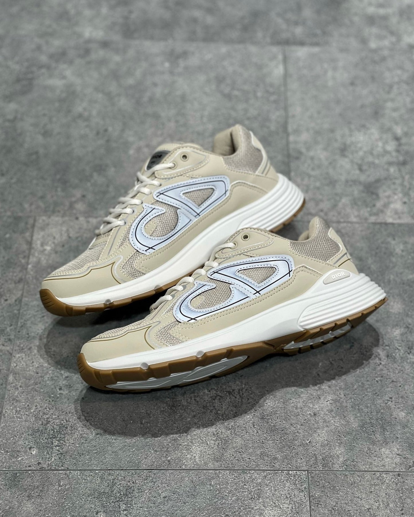 DIO Sneakers