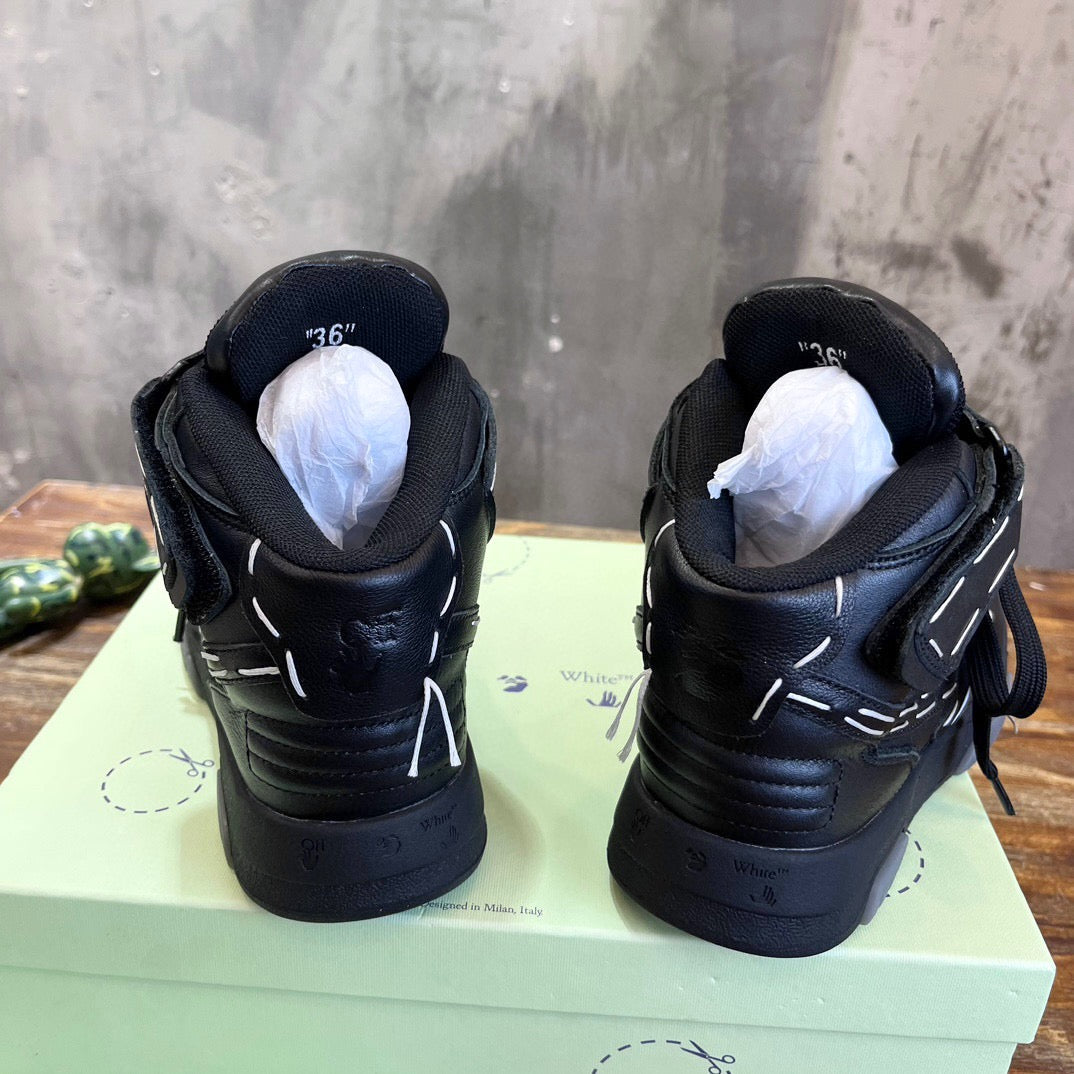 Off-White Sneakers