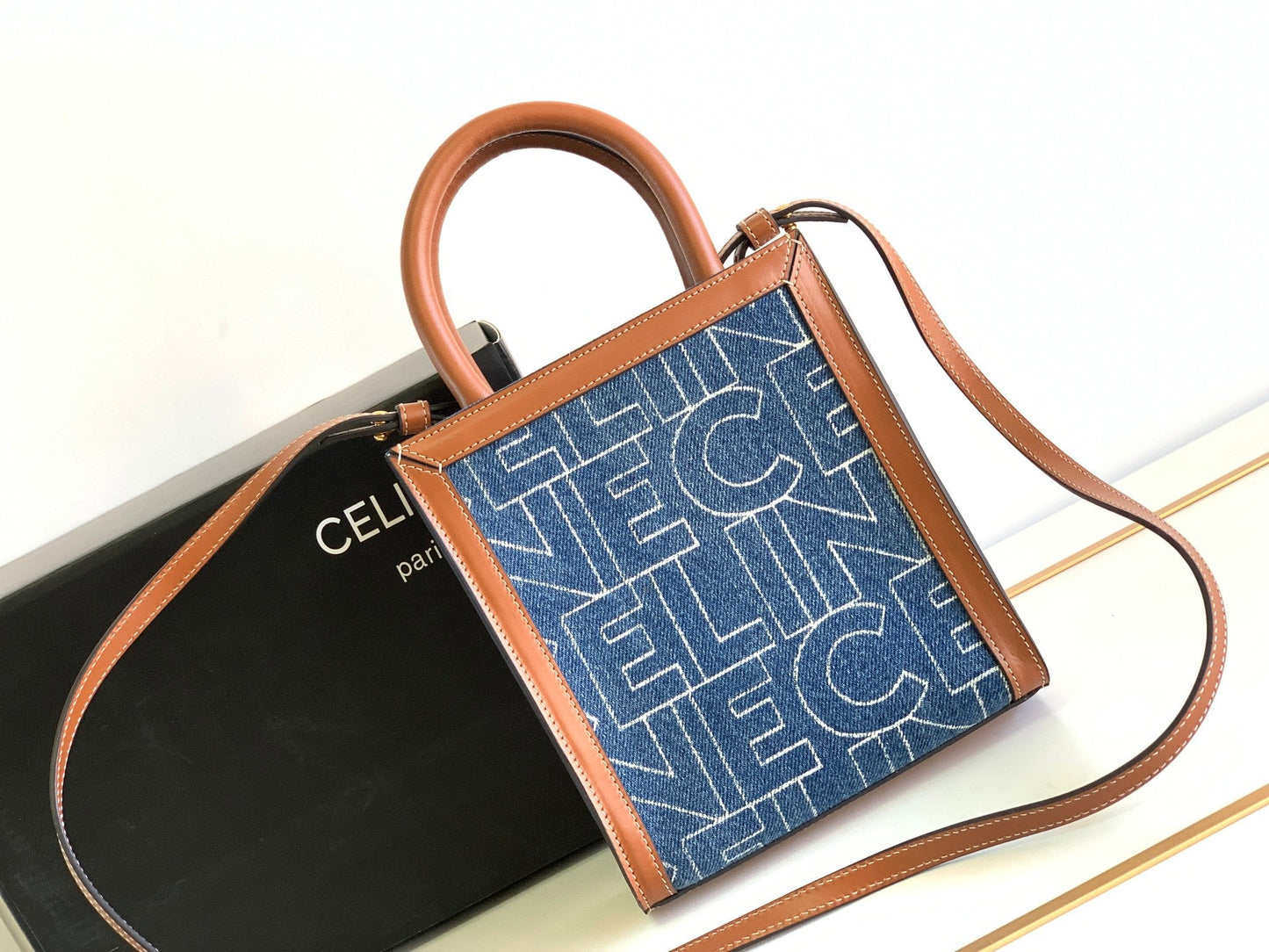CEL Tote