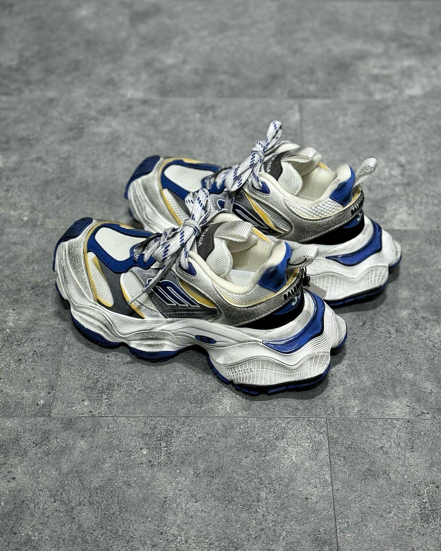 BLCG Sneakers