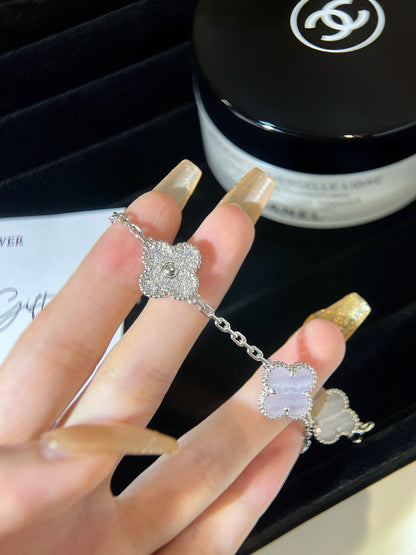 CLOVER 5 MOTIFS SILVER CHALCEDONY DIAMOND BRACELET