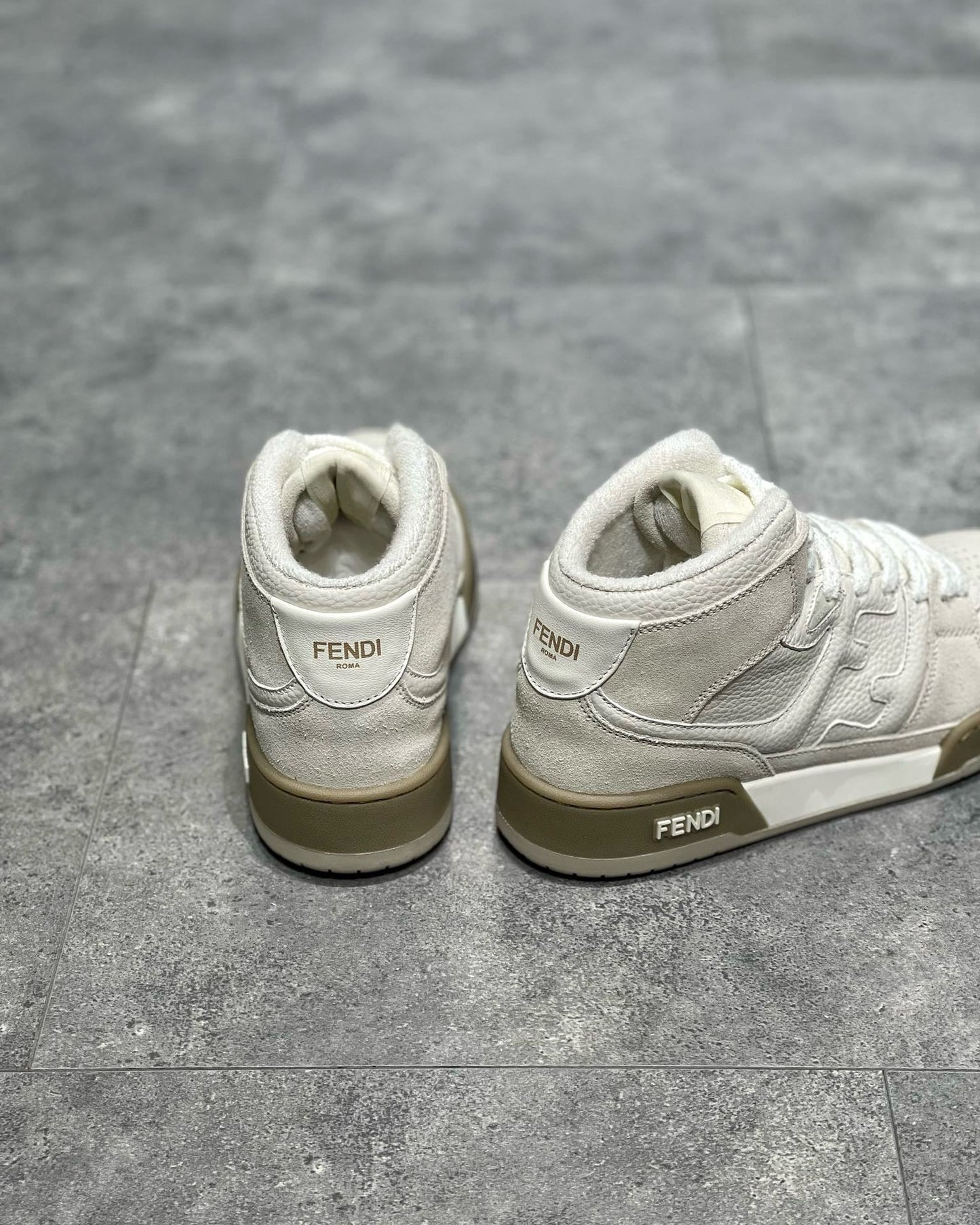 FEN Sneakers
