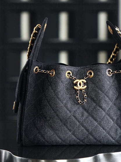 CC 25 HANDBAG IN BLACK 25 WASHED DENIM GOLD HARDWARE