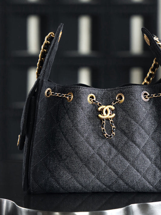 CC 25 HANDBAG IN BLACK 25 WASHED DENIM GOLD HARDWARE