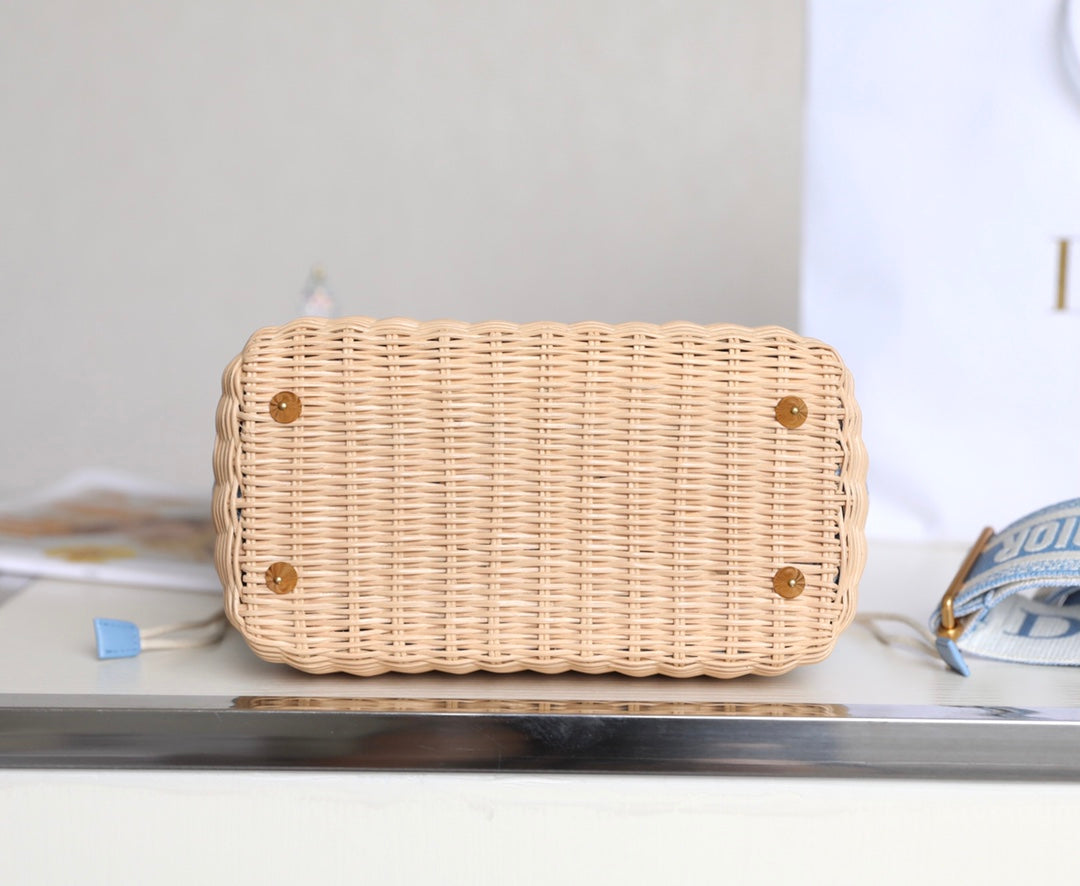 LADY 24 BASKET BAG IN BLUE OBLIQUE JACQUARD MIX BEIGE WICKER