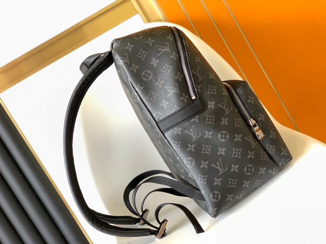 DISCOVERY PM BACKPACK 40 IN BLACK MONOGRAM ECLIPSE CANVAS AND CALFSKIN