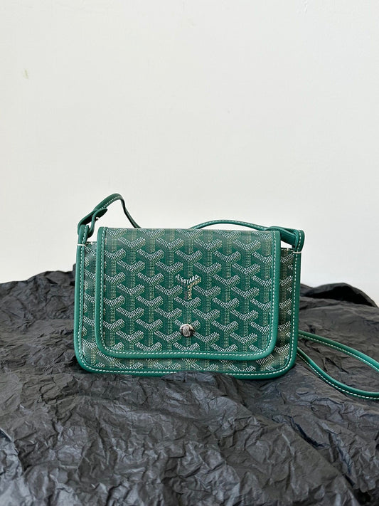 PLUMET POCKET WALLET 20 IN GREEN GOYARDINE CANVAS AND LAMBSKIN TRIM
