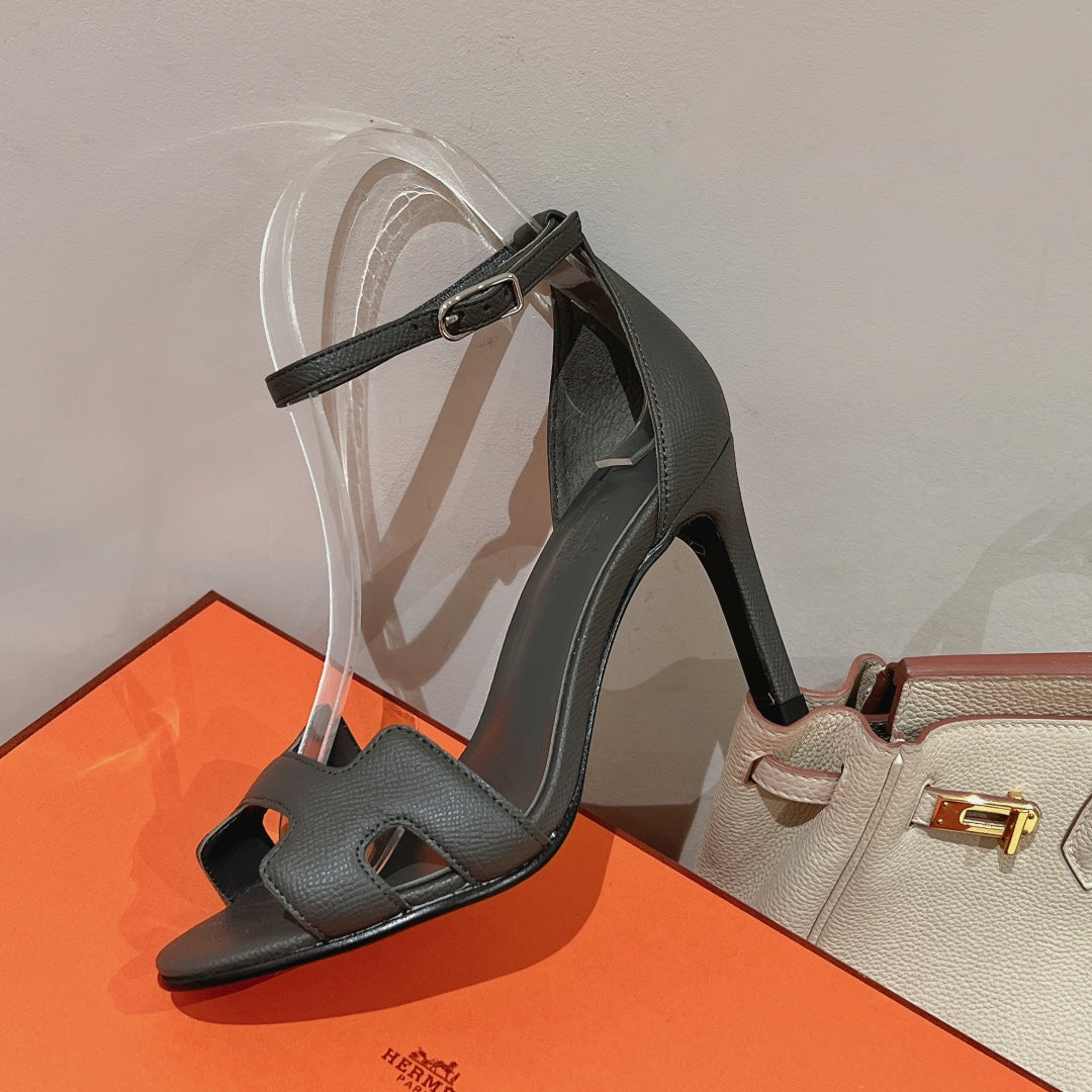 PREMIERE 105 SANDAL IN DARK GRAY CALFSKIN