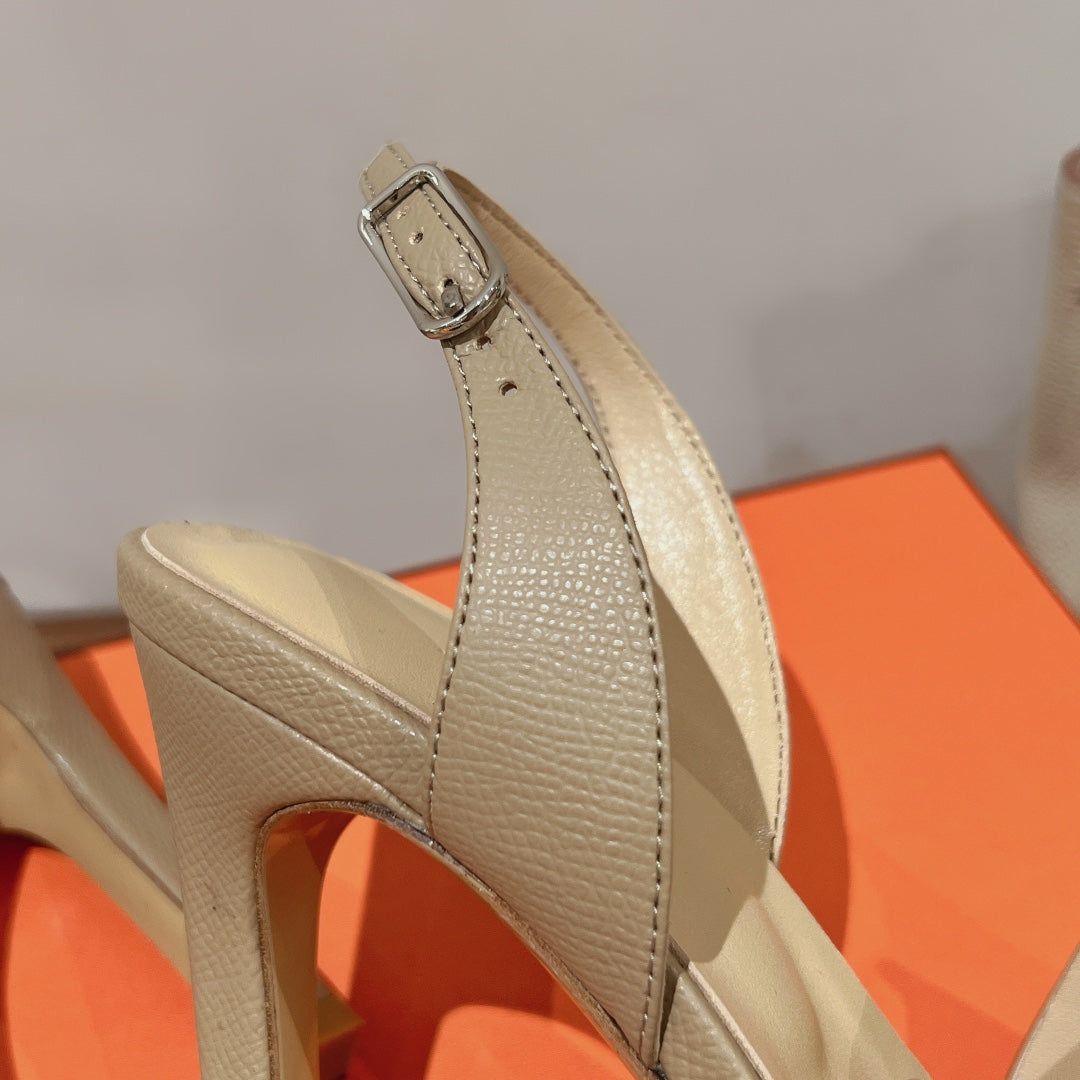 HOLY 105 SANDAL IN BISQUE BEIGE GRAINED CALFSKIN