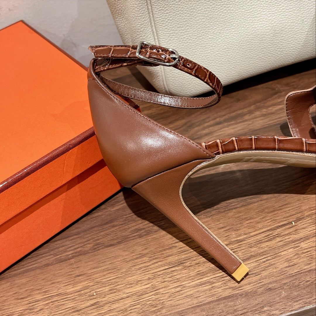 PREMIERE 105 SANDAL IN BRONZE BROWN CROCODILE LEATHER
