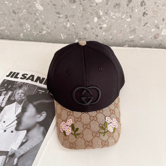 BAKER BOY CAP IN BLACK MIX CAMEL BROWN MONOGRAM JACQUARD FABRIC 136304
