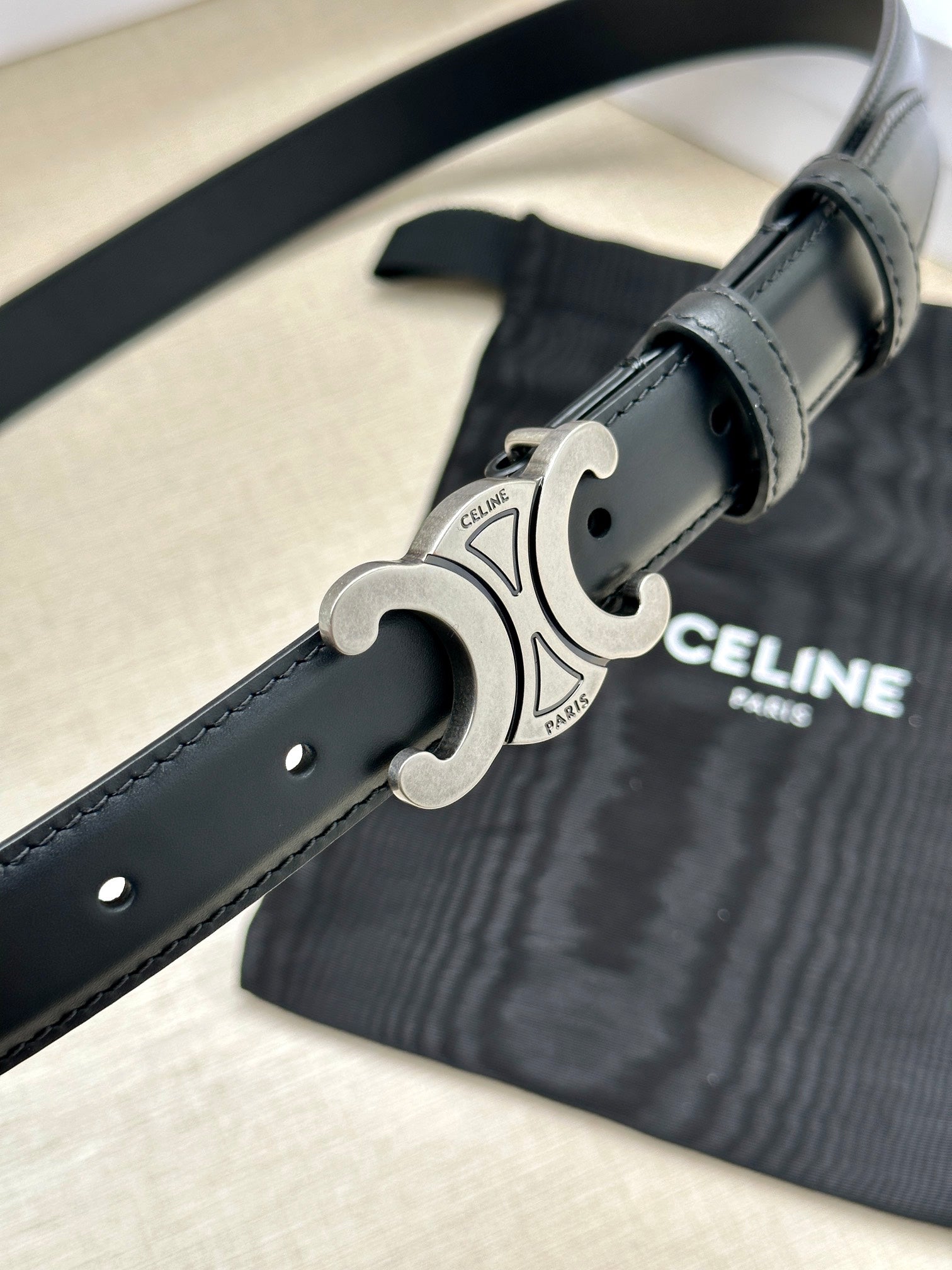 Medium Triomphe Belt 25mm Black Calfskin Silver Finishing
