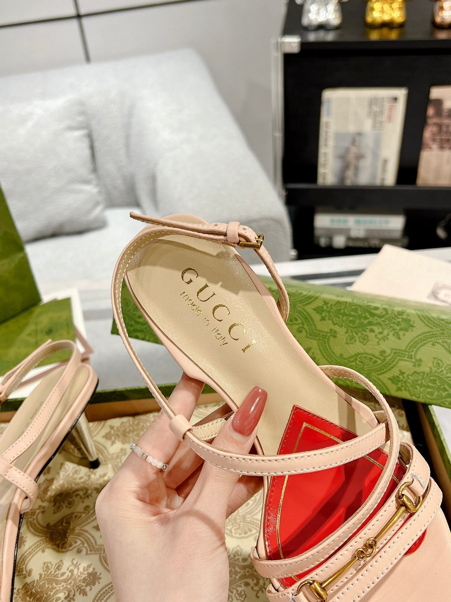 HIGH HEEL 65MM IN TAN BEIGE CALFSKIN WITH RED HEART