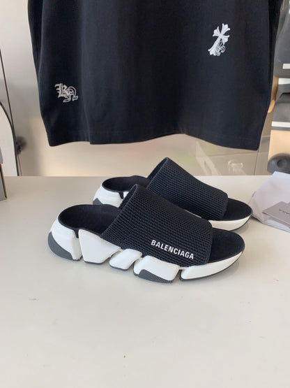 SPEED 2.0 SLIDE SANDAL IN BLACK RECYCLED KNIT AND WHITE SOLE