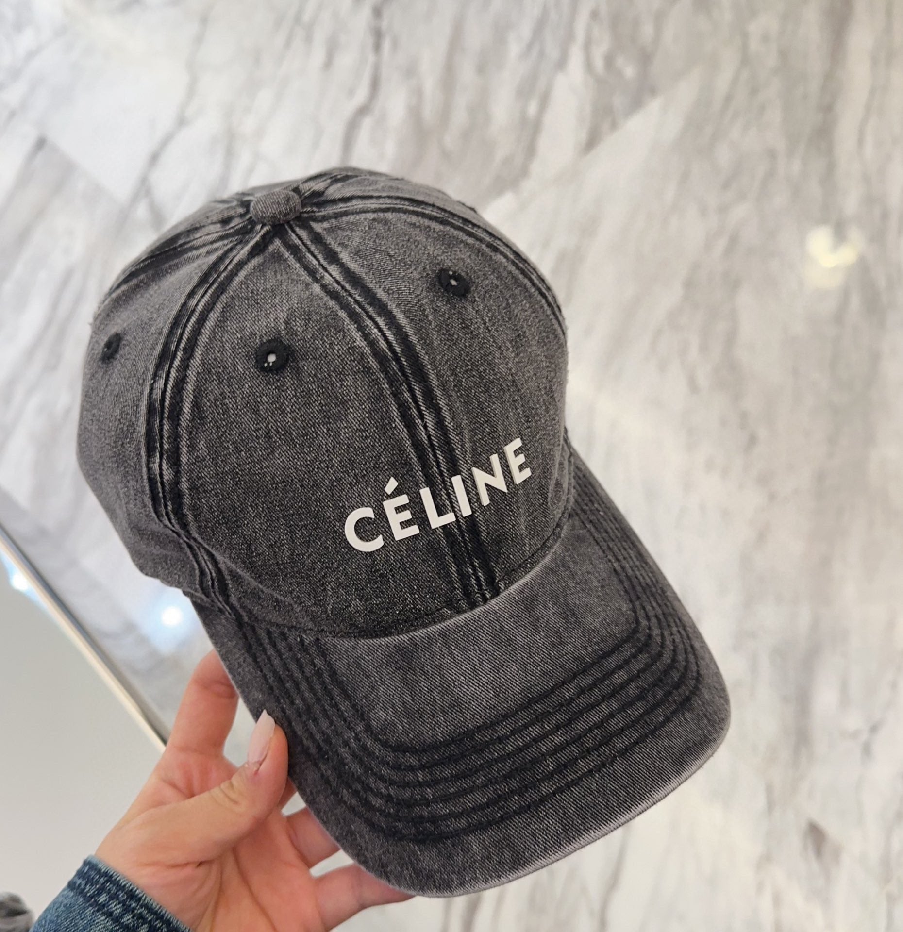 BASEBALL CAP MODEL 650042 IN WASHED BLACK DENIM