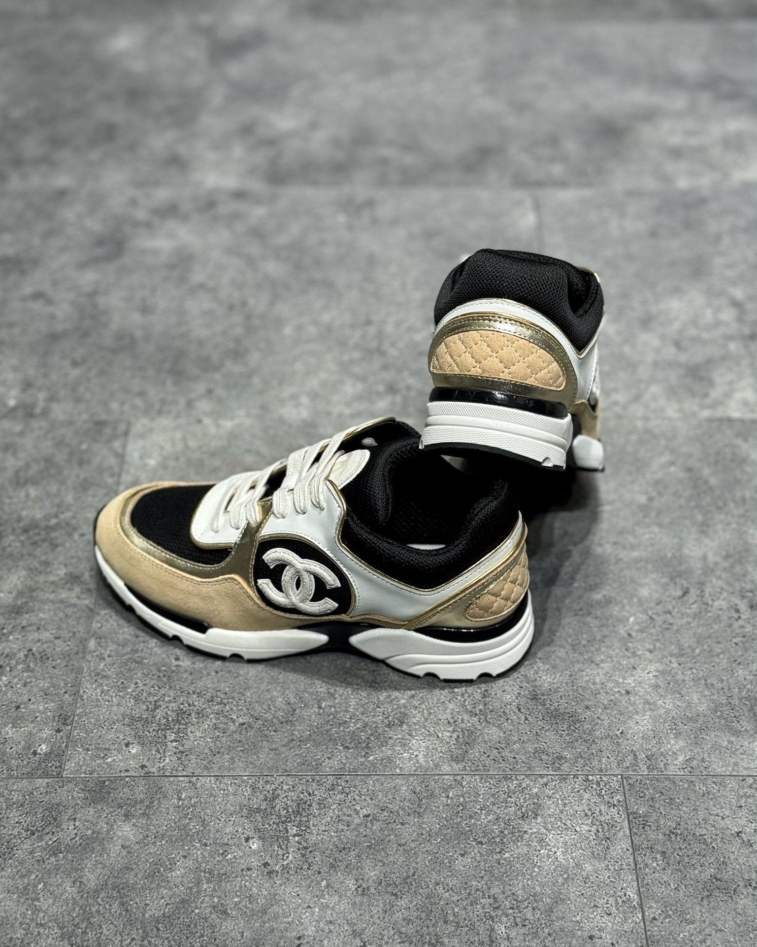 CHA Sneakers