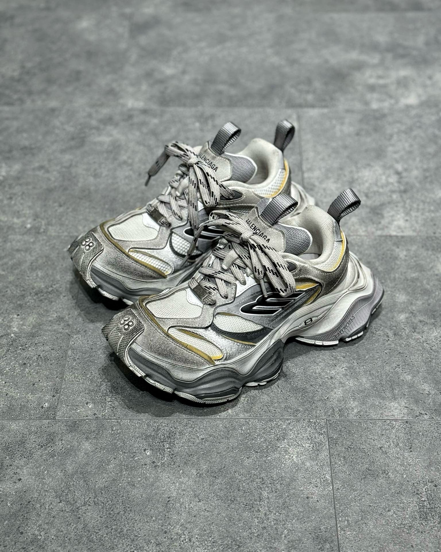 BLCG Sneakers