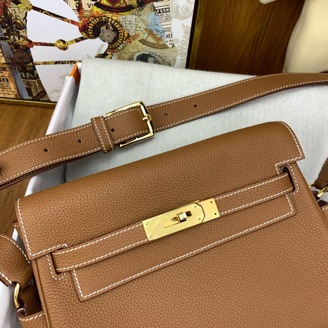 HERM KELLY MESSENGER 25