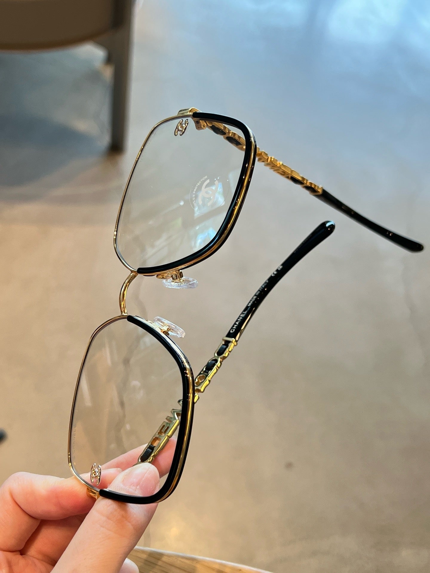 CHA glasses