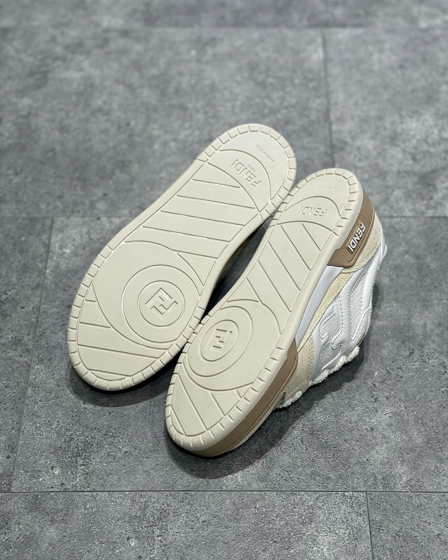 FEN Sneakers