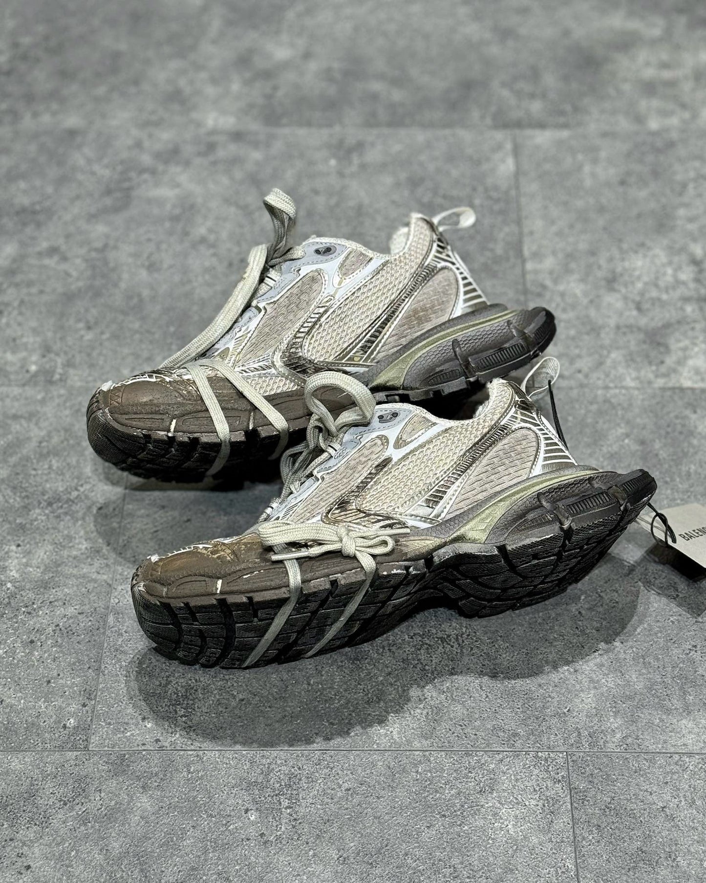 BLCG Sneakers