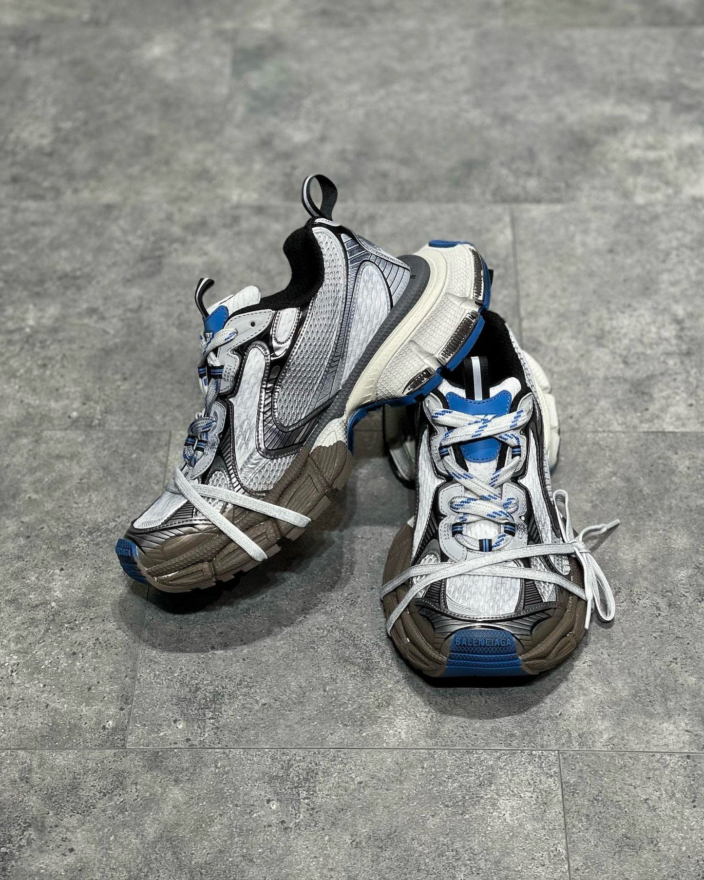 BLCG Sneakers