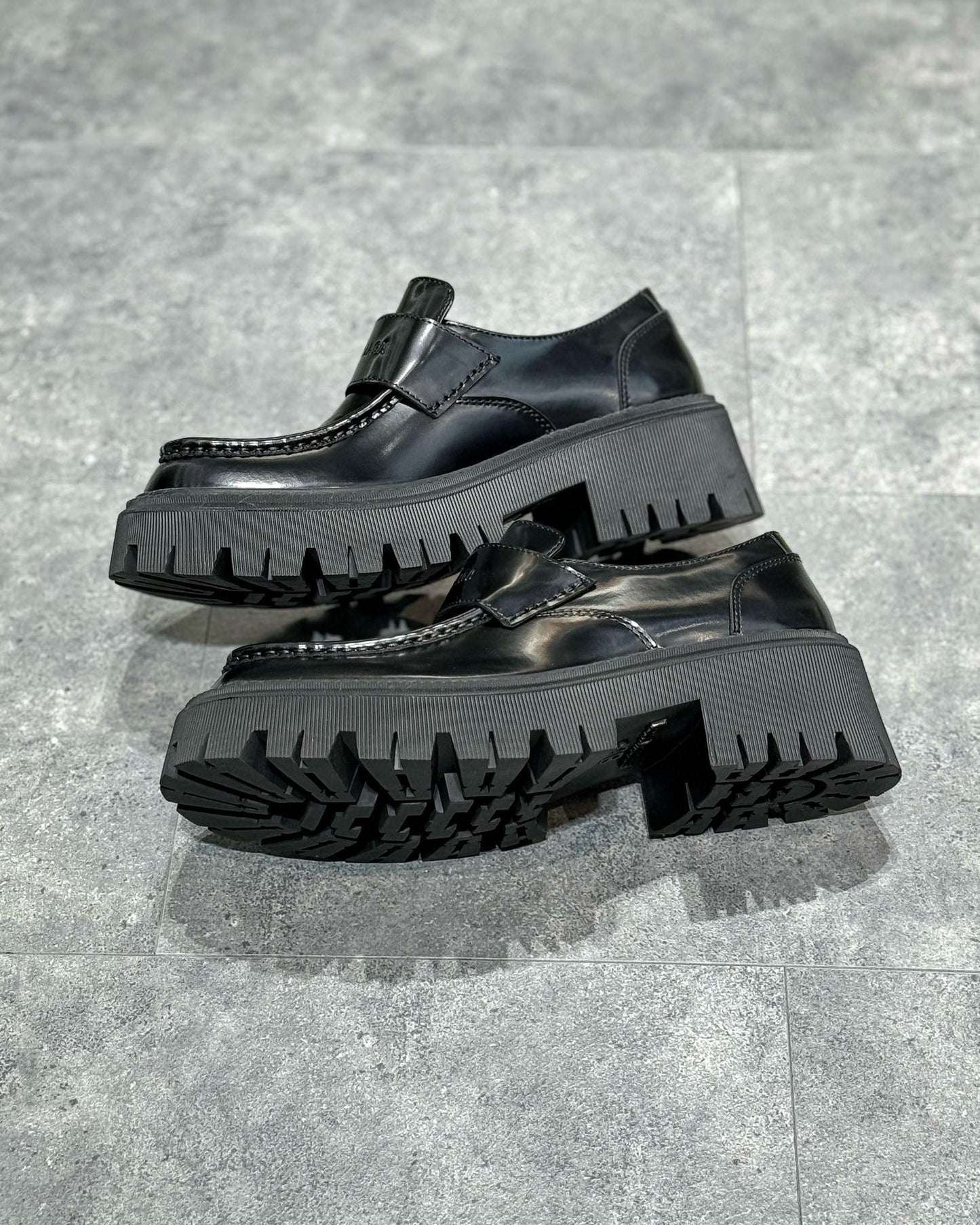 BLCG SNEAKER