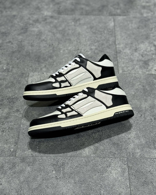 AMR Sneakers