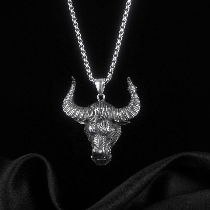 GUC Necklace