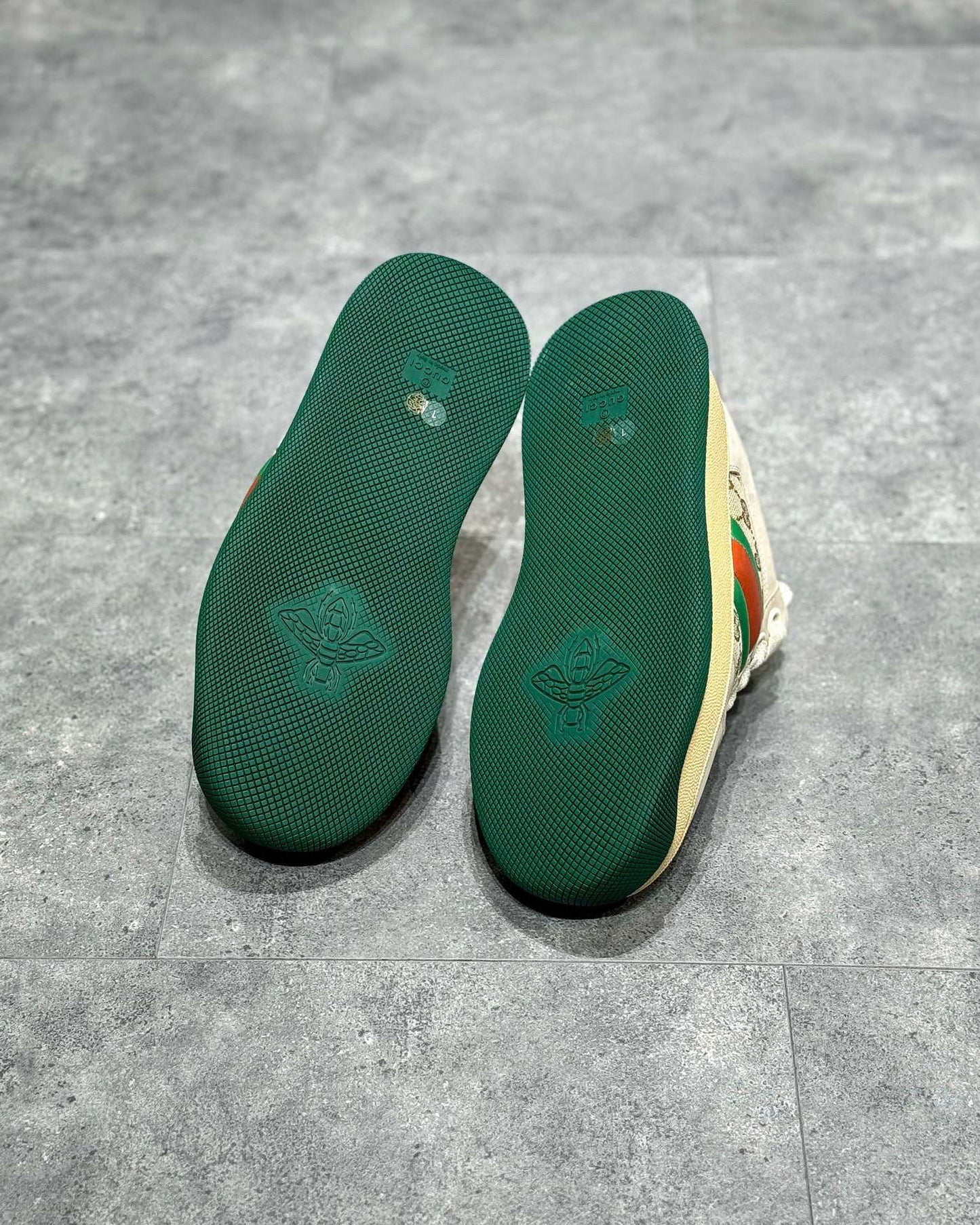 GUC Sneakers
