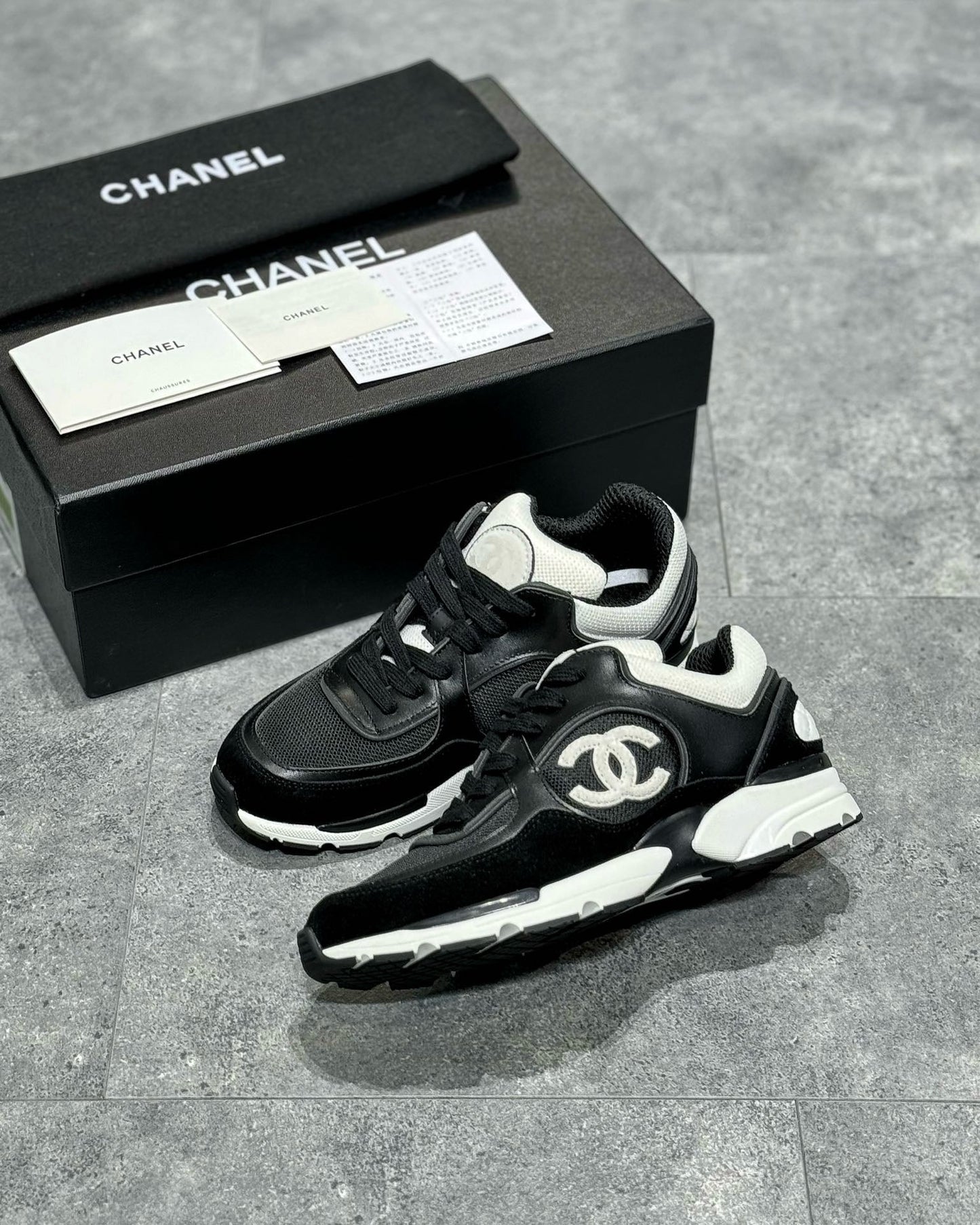 CHA Sneakers