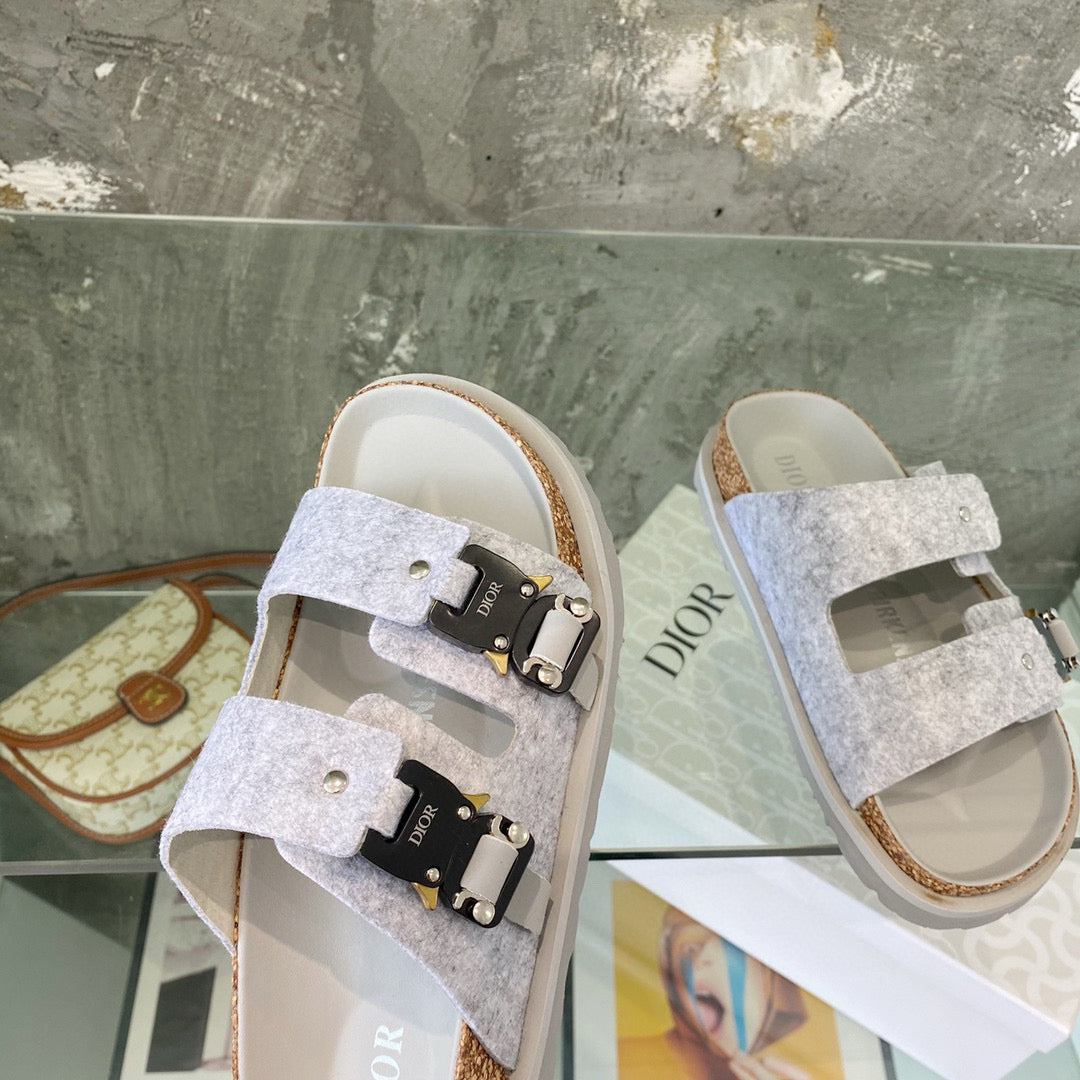 DIO Sandals