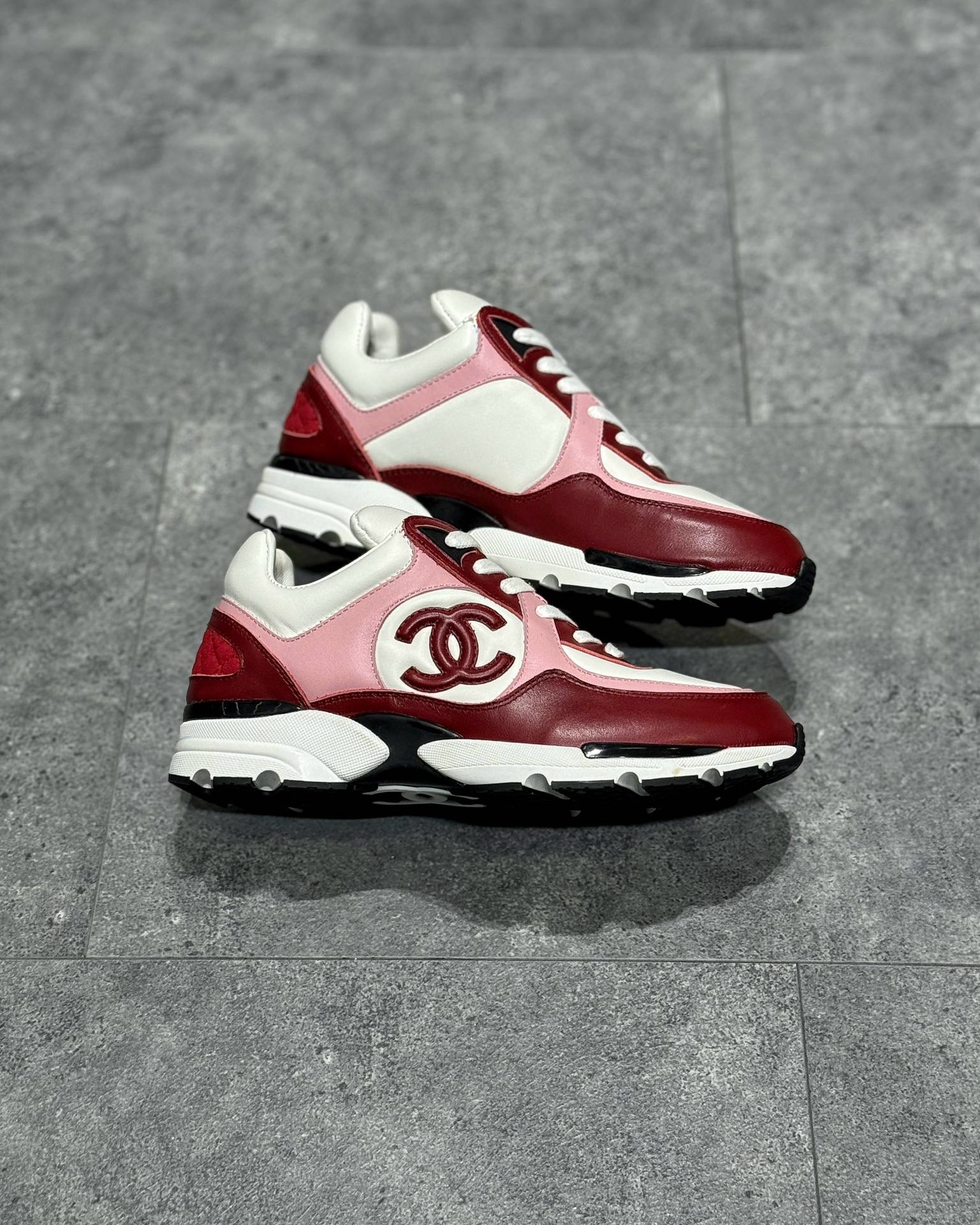 CHA Sneakers