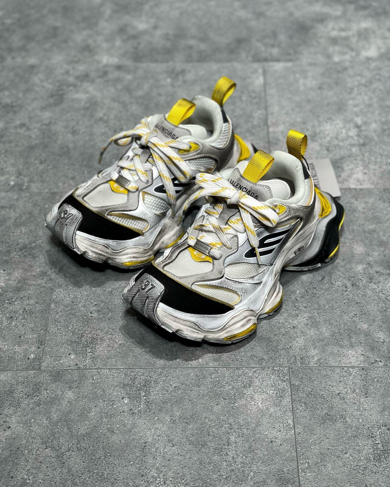 BLCG Sneakers
