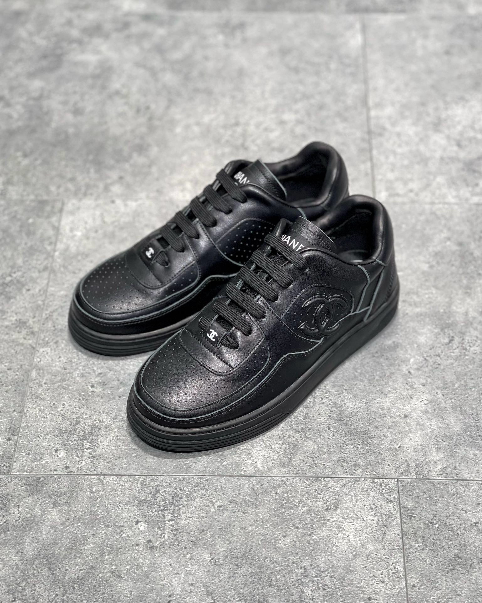 CHA Sneakers