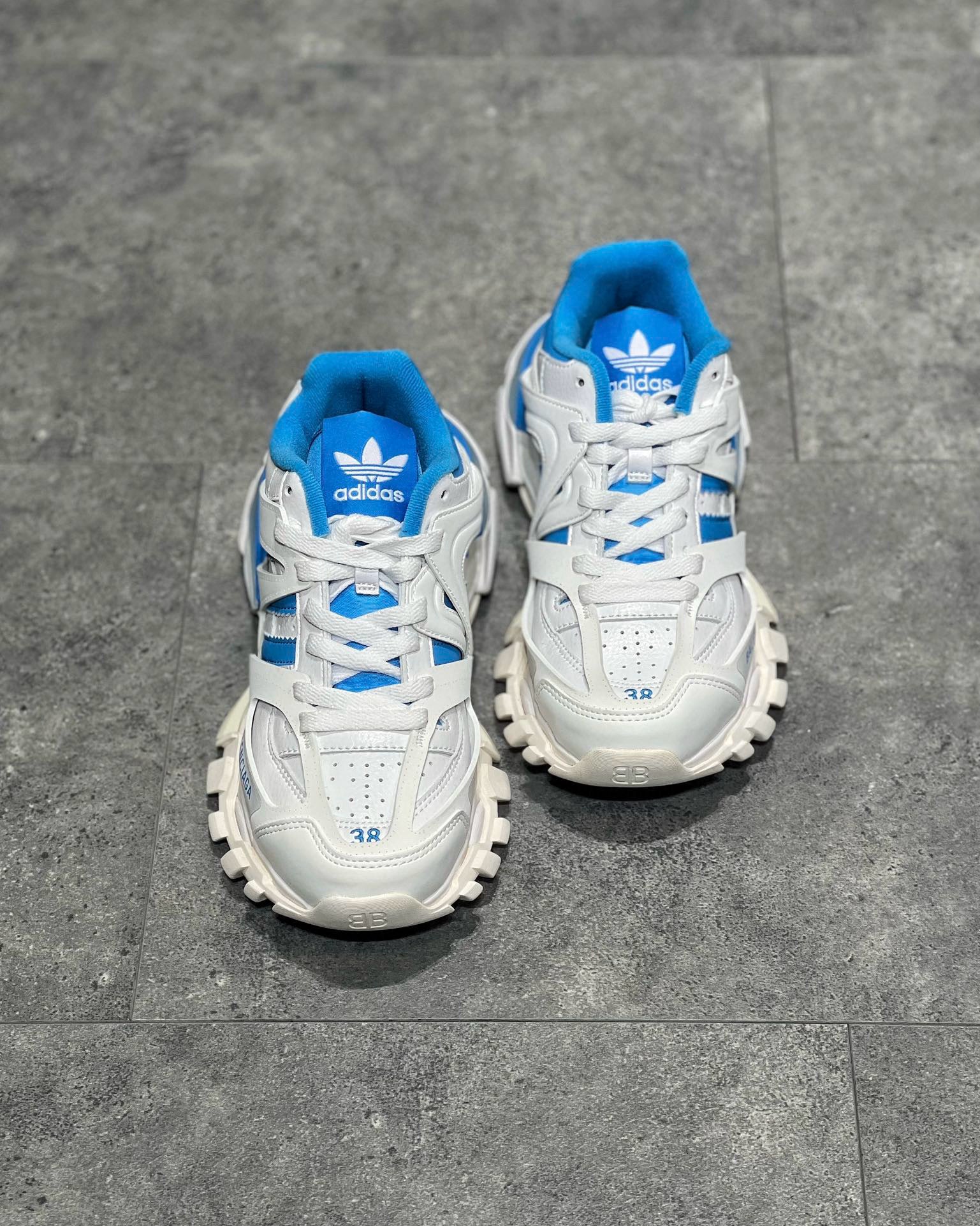 BLCG Sneakers