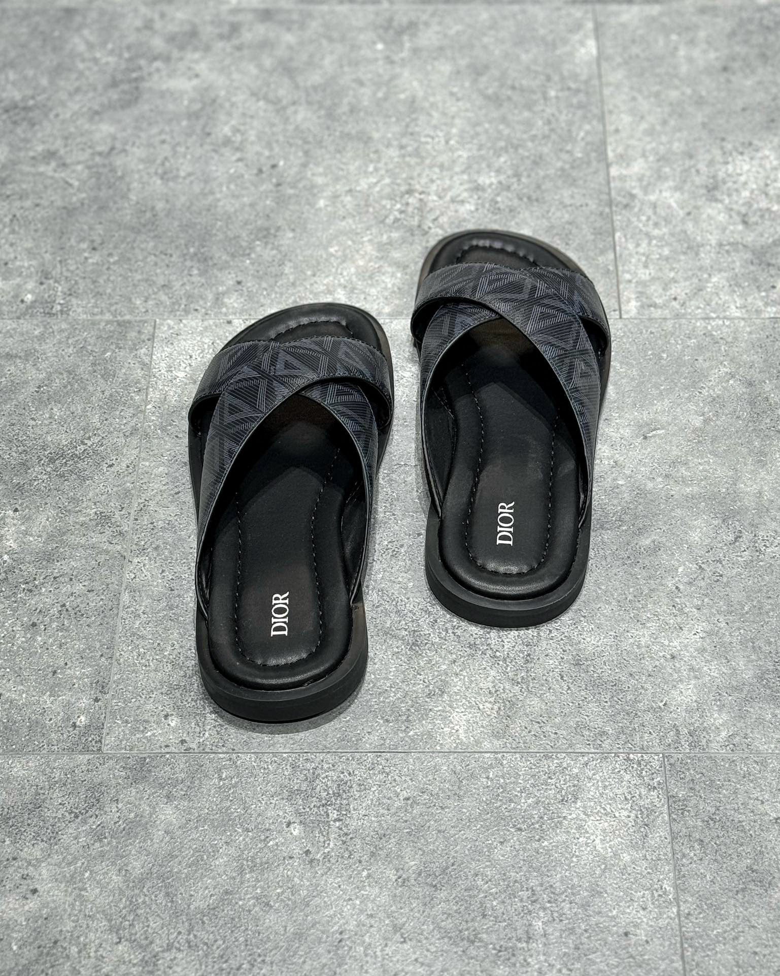 CD SANDALS