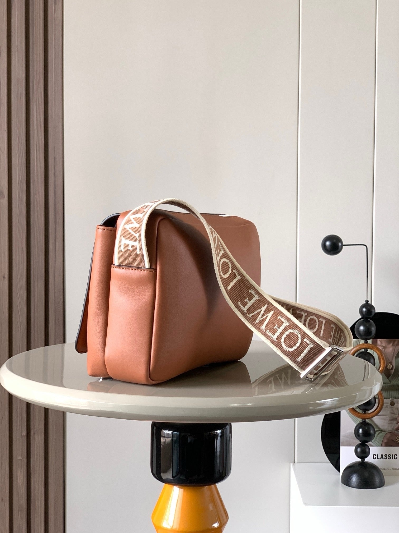 LO Messenger Bag