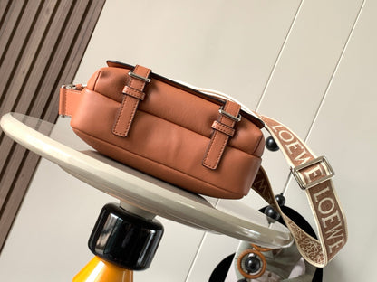 LO Messenger Bag