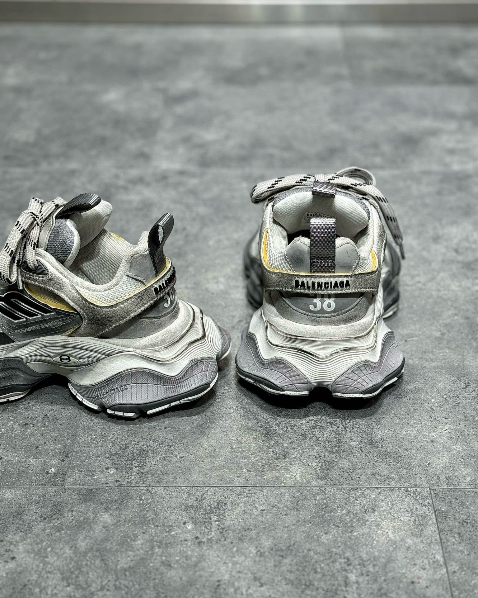 BLCG Sneakers