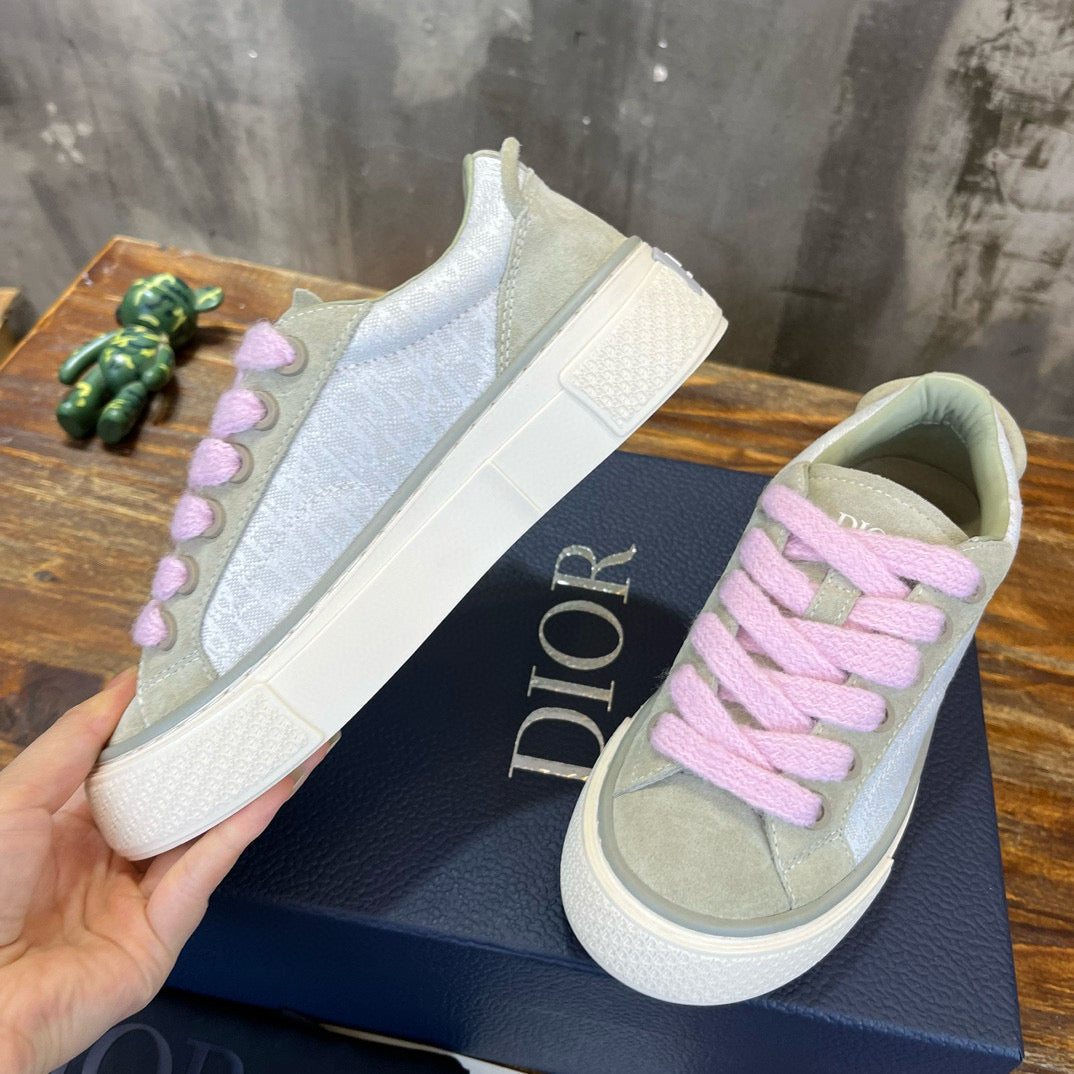DIO Sneakers