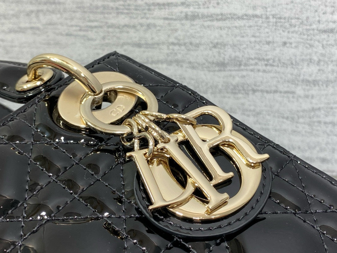 MINI 17 LADY BAG IN BLACK PATENT CALFSKIN