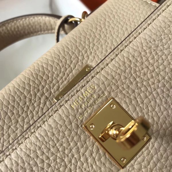 HERM Kelly 20cm Bag In Trench Clemence Leather GHW