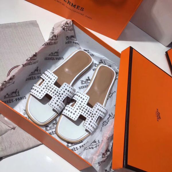 HERM Oran Studs Sandals In White Leather