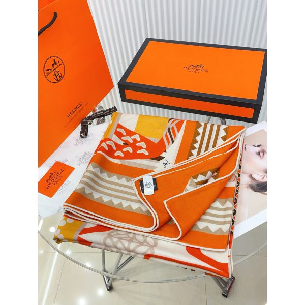 HERM Orange Fantaisie d'Etriers Shawl 140
