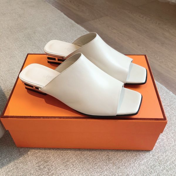 HERM Women's Idole Sandals in White Leather