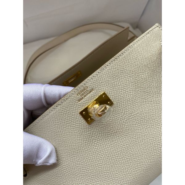HERM Kelly Classique To Go Wallet in Craie Epsom Calfskin